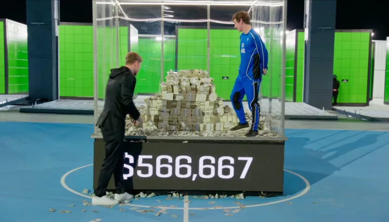 Момент из 8 серии 2 сезона